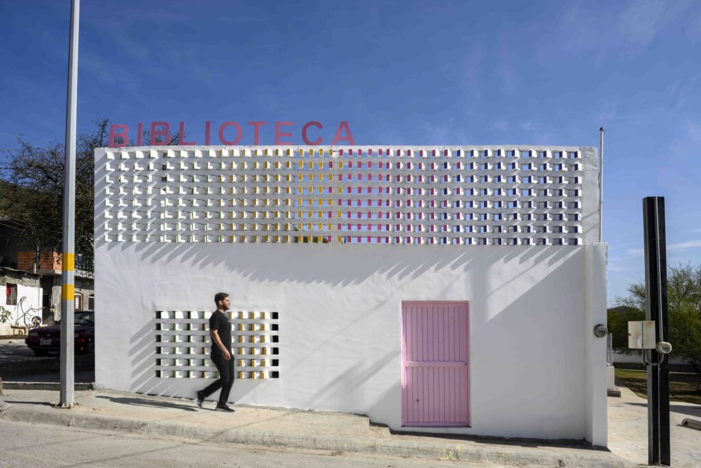 Biblioteca Hector 09