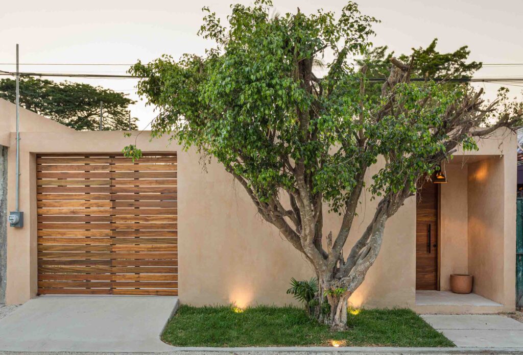 1. Fachada Principal