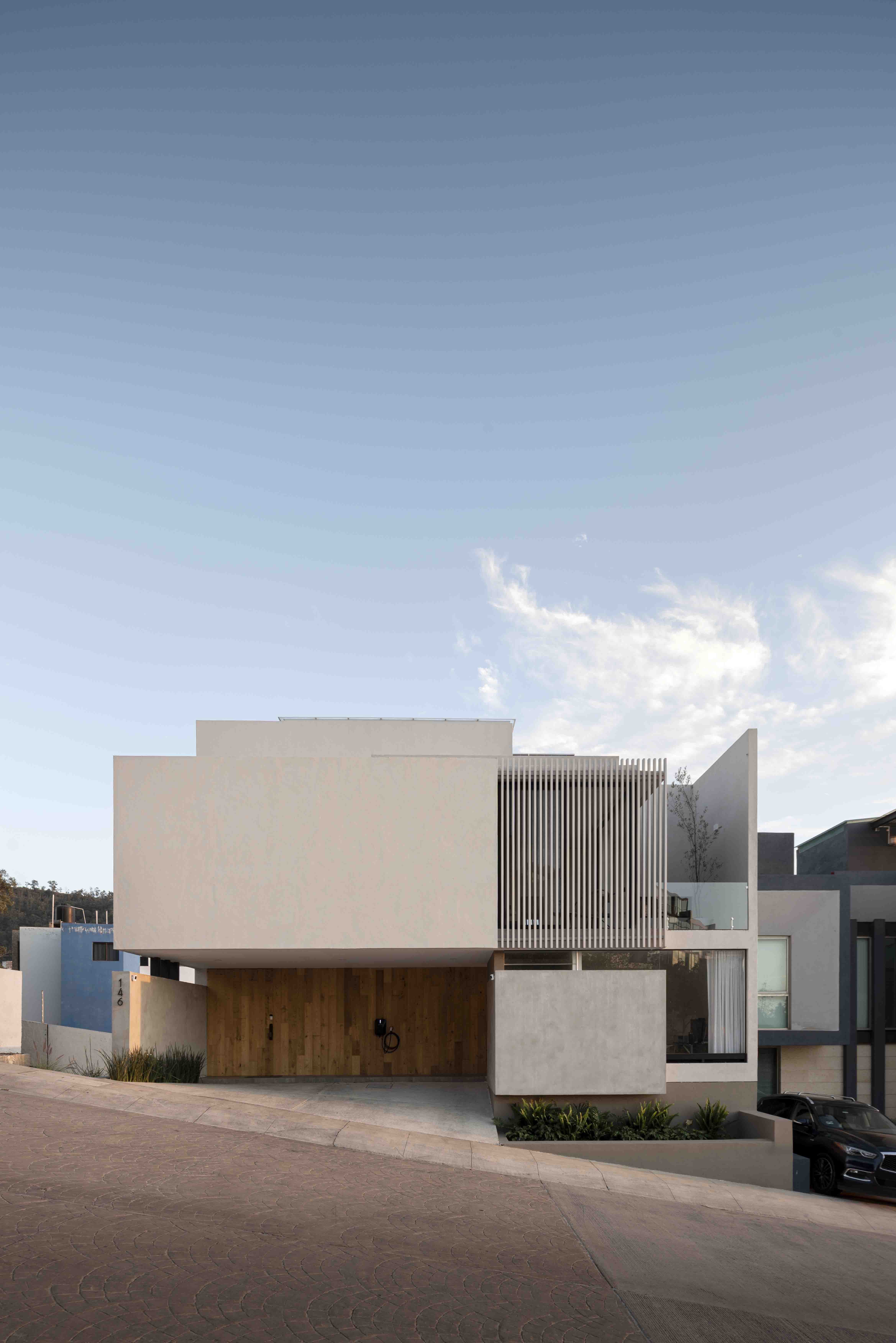 Casa Arrayán / Eric Guzmán Arquitectos 3 CASA ARRAYAN ERICGUZMANARQ 1