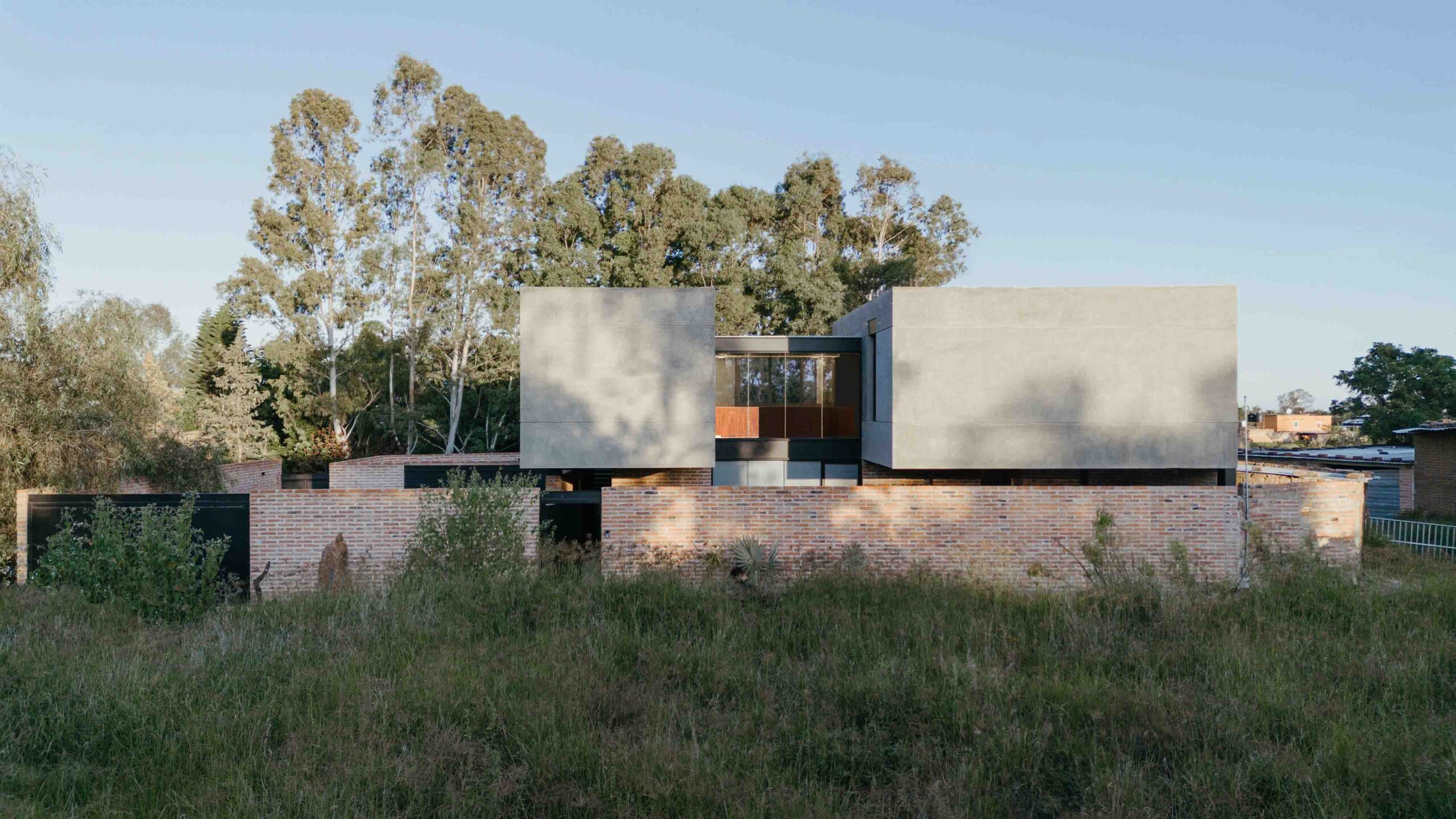 Casa YH / Blending Dots Arquitectos 8 01 Casa YH Jalisco Mexico scaled