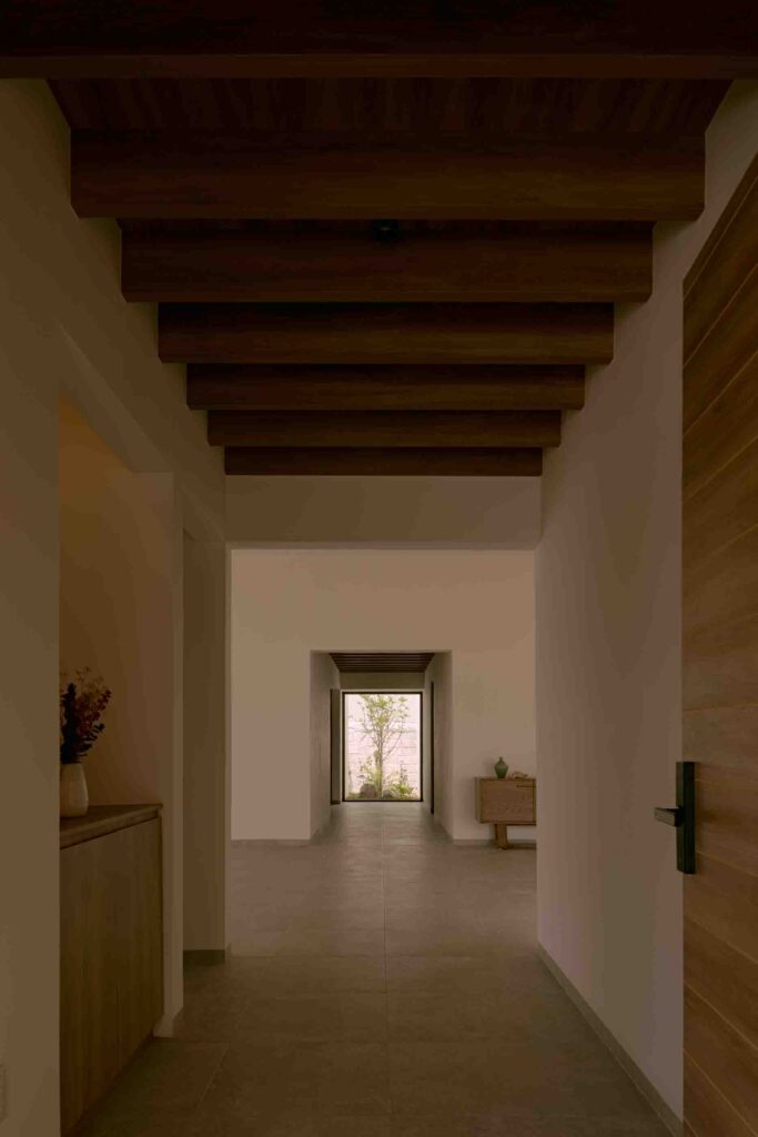 07 Ikanimej CasaEntreTerrazas AmyBello 2024 12