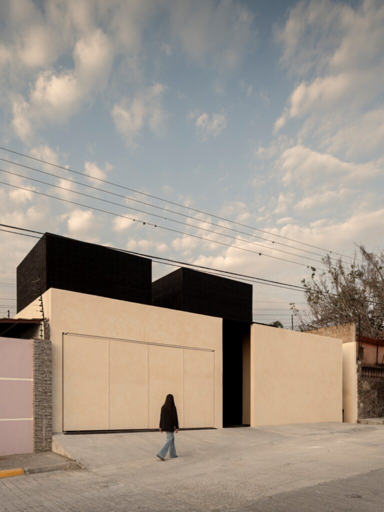 10. FACHADA 2 Casa Brisas WIDOARQUITECTOS