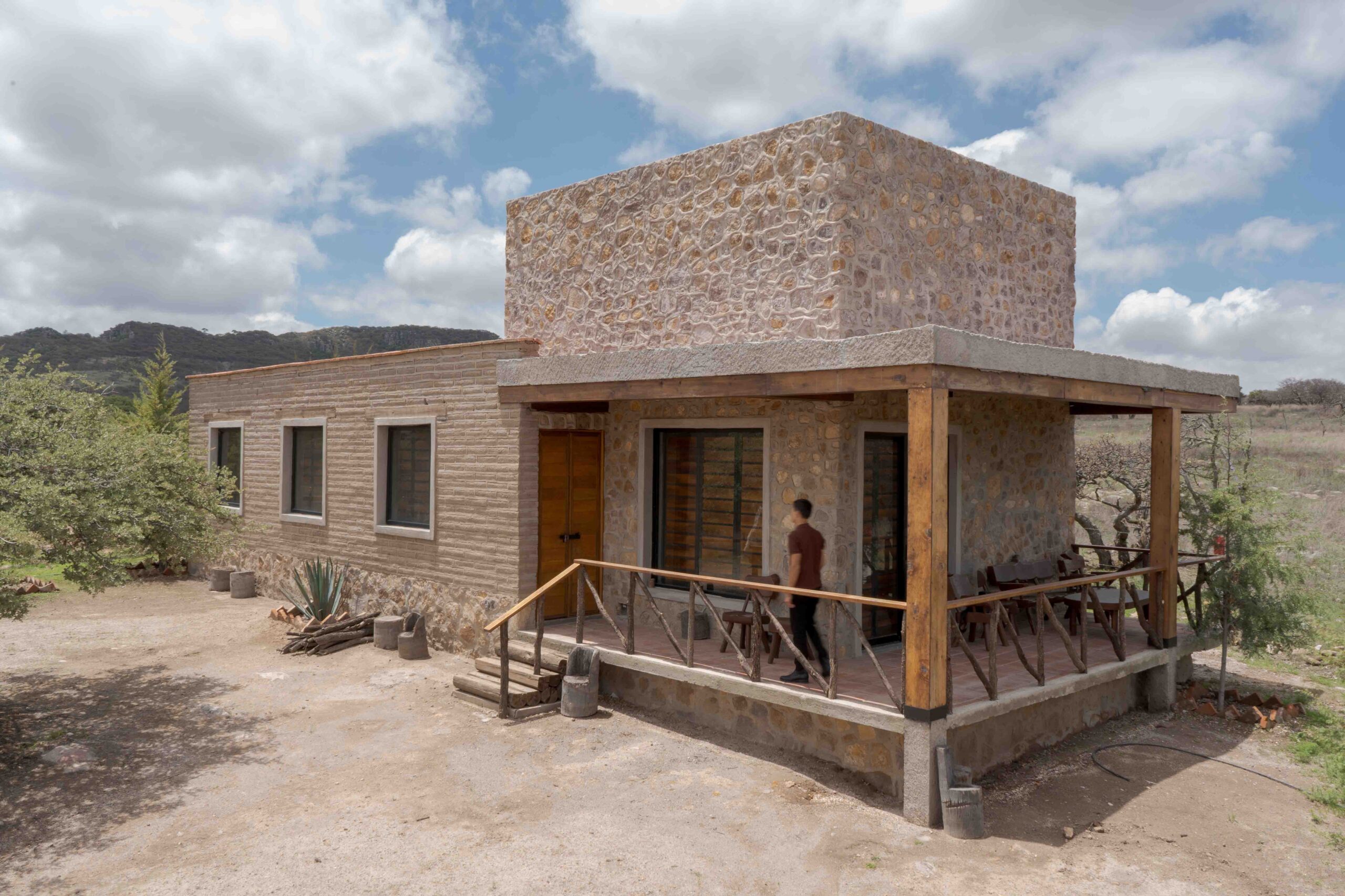 03 Casa Yugos scaled