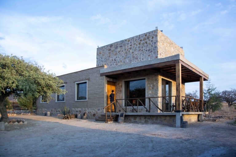 04 Casa Yugos