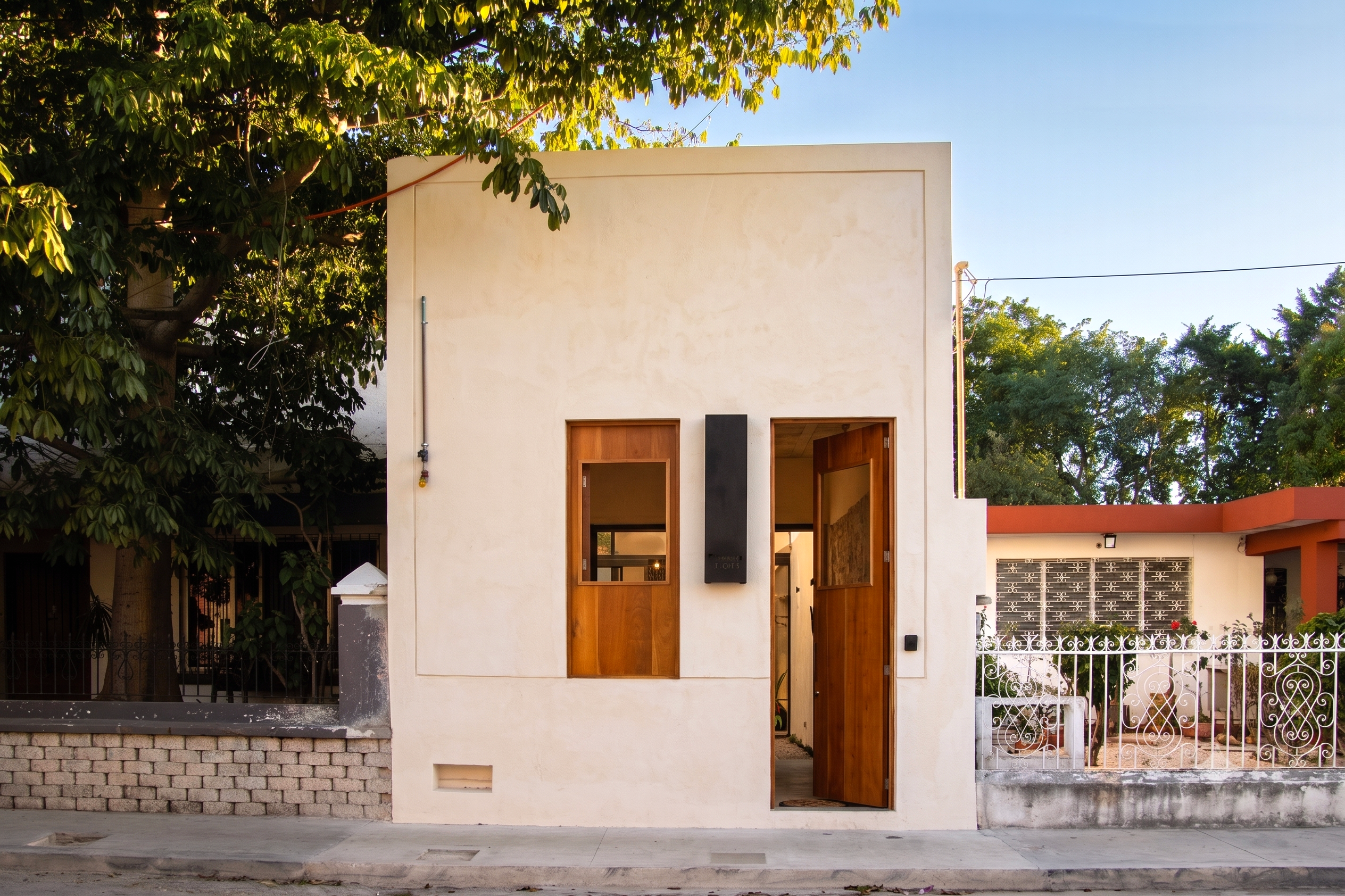 CASA PERNOCTA IBERCA FACHADA 02