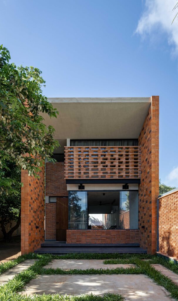 01 Vivienda Elwin Visconte ArquitectoVisconte © Renato Duria